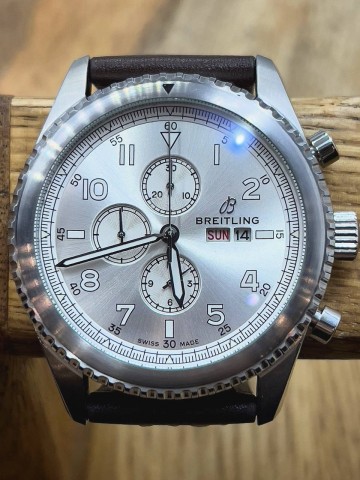 Часы Breitling