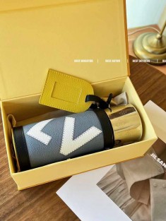Термос Louis Vuitton