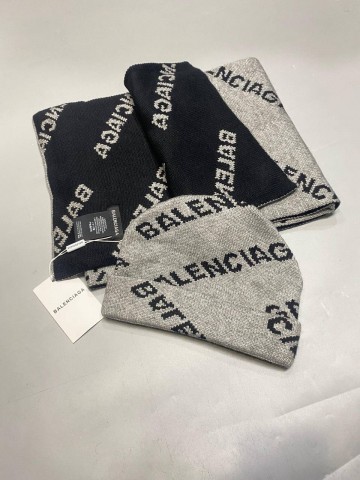 Комплект шапка и шарф Balenciaga