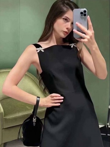 Платье Prada