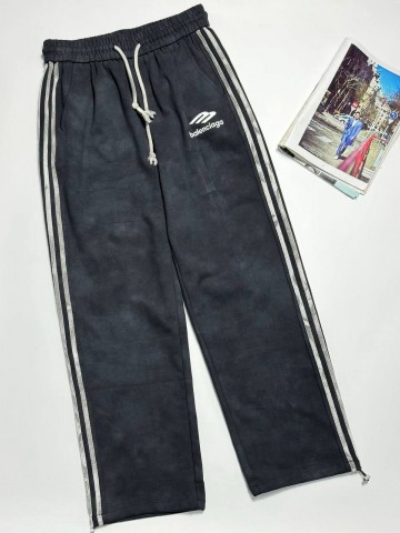 Спортивные штаны Balenciaga