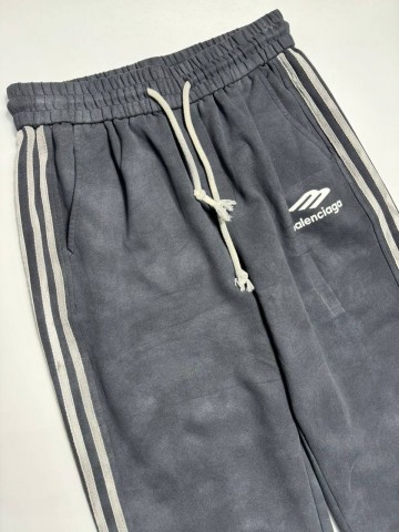 Спортивные штаны Balenciaga