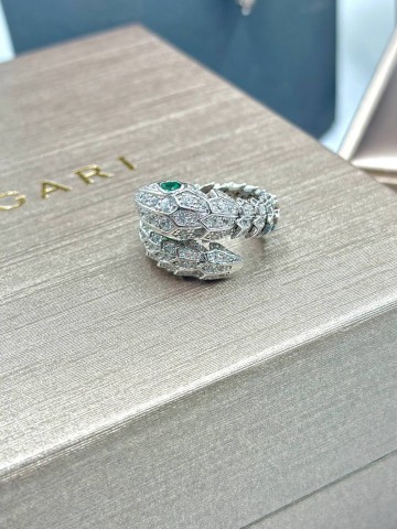 Кольцо Bvlgari