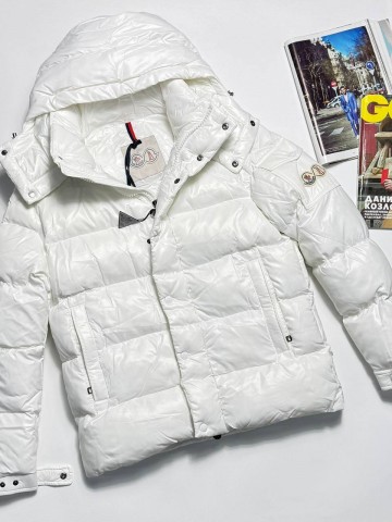 Пуховик Moncler