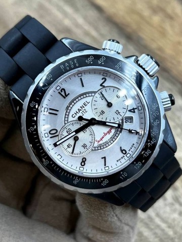 Часы CHANEL