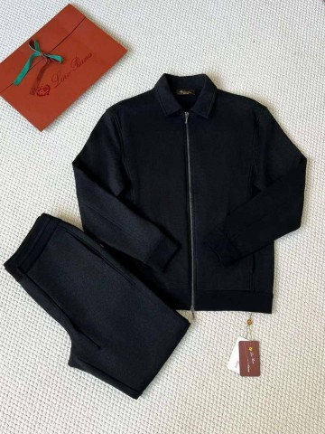 Прогулочный костюм Loro Piana