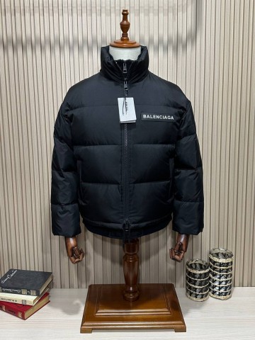 Пуховик Balenciaga