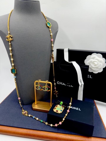 Серьги CHANEL