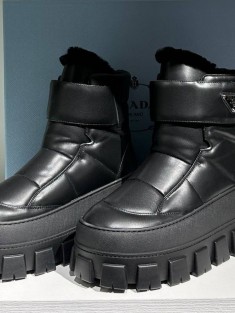 Дутики Prada