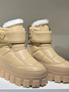 Дутики Prada