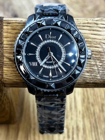 Часы Dior