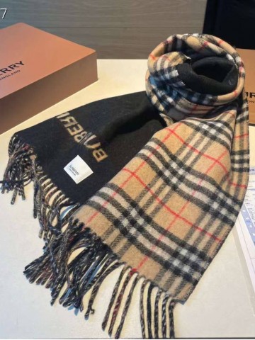 Шарф Burberry