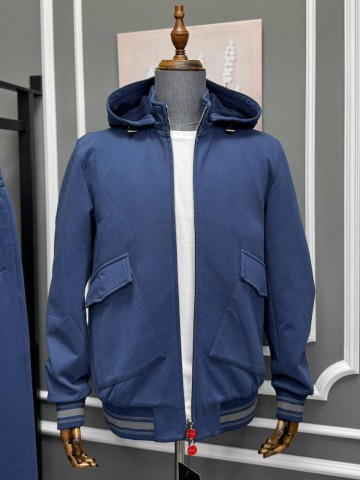 Костюм Kiton