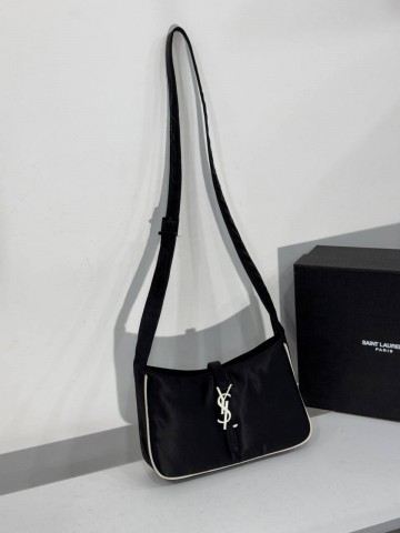 Сумка Yves Saint Laurent