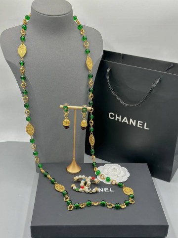 Бусы CHANEL