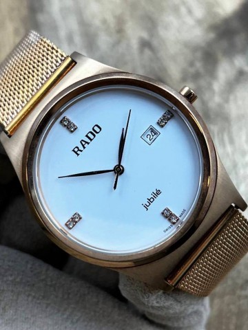 Часы Rado