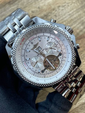 Часы Breitling