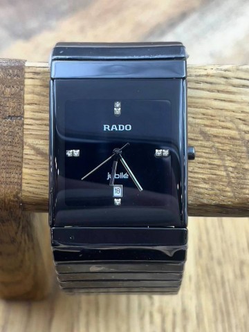 Часы Rado