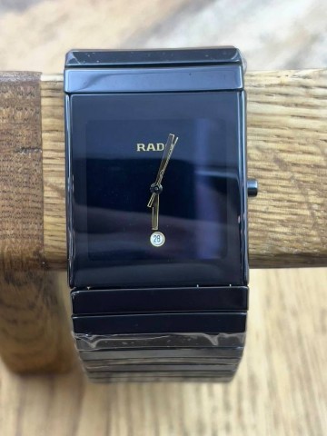 Часы Rado