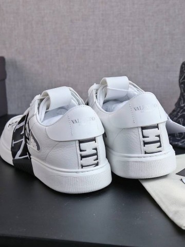 Кеды Valentino