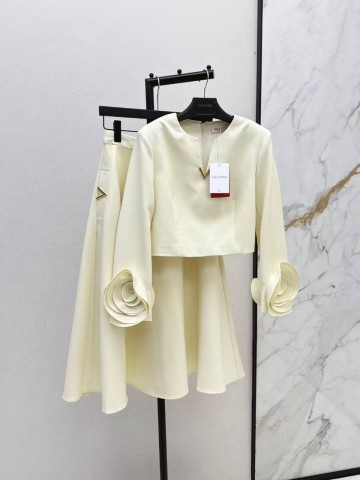Костюм Valentino