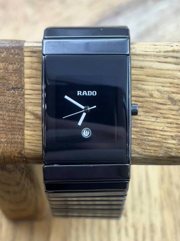 Часы Rado