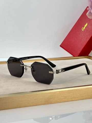 Солнцезащитные очки Cartier
