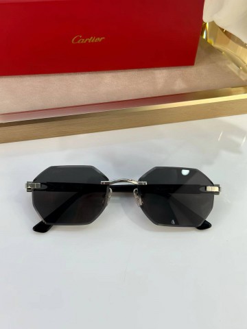 Солнцезащитные очки Cartier