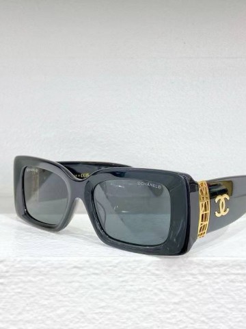 Солнцезащитные очки CHANEL