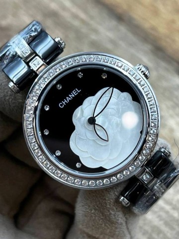Часы CHANEL