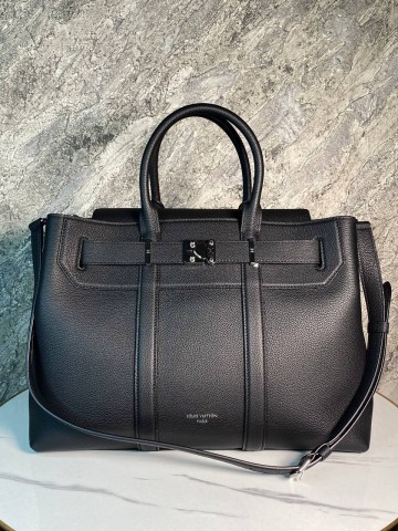 Портфель Louis Vuitton