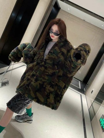 Шуба Balenciaga