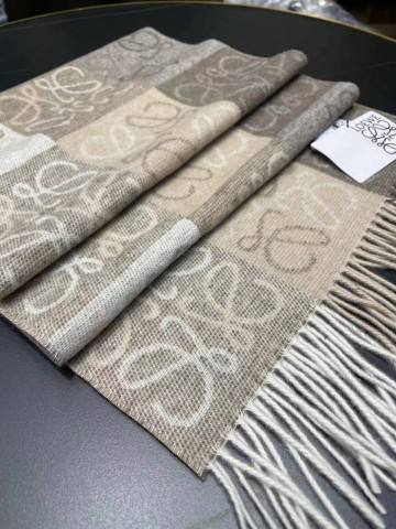 Шарф Loewe