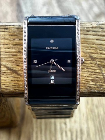 Часы Rado
