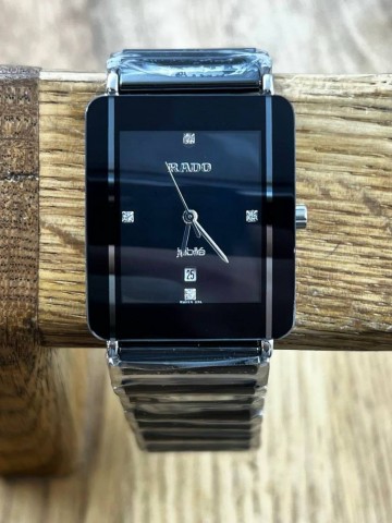 Часы Rado