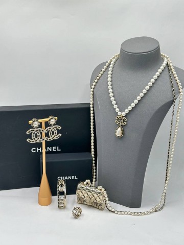 Чокер CHANEL