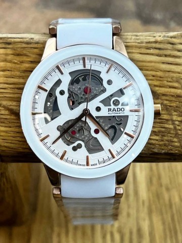 Часы Rado