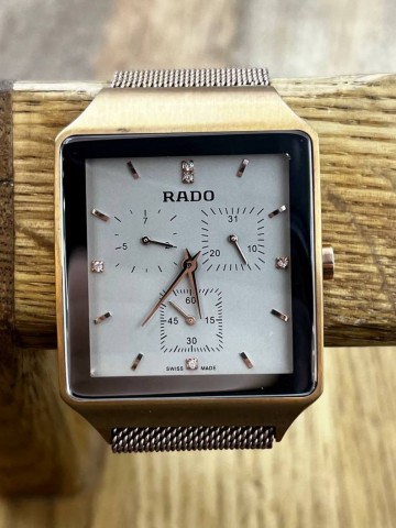 Часы Rado