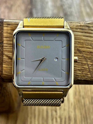 Часы Rado