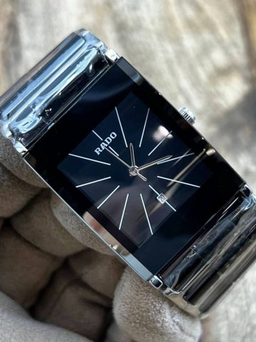 Часы Rado