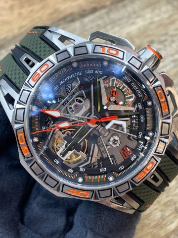 Часы Roger Dubuis