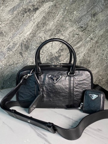 Сумка Prada