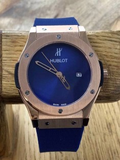 Часы Hublot