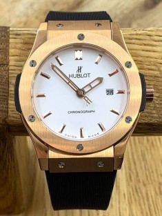 Часы Hublot