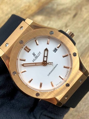 Часы Hublot