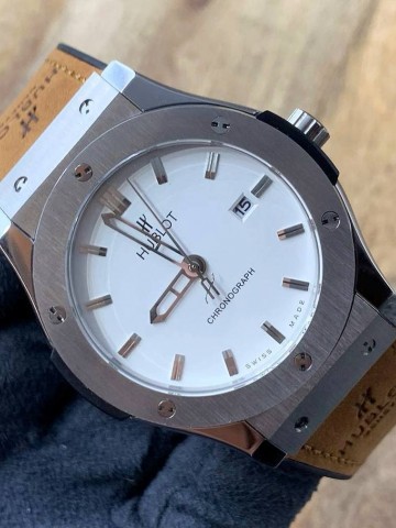 Часы Hublot