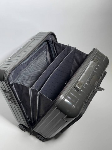 Чемодан Rimowa