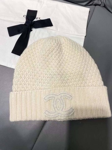 Шапка CHANEL
