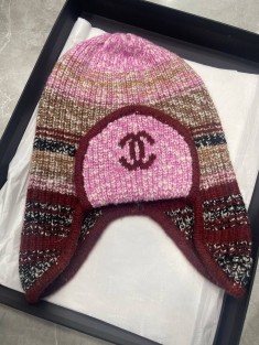 Шапка CHANEL