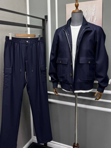 Костюм Kiton